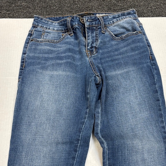 Floral Embroidered Blue Jeans (Aeropostale) Size 2 - Picture 7 of 10